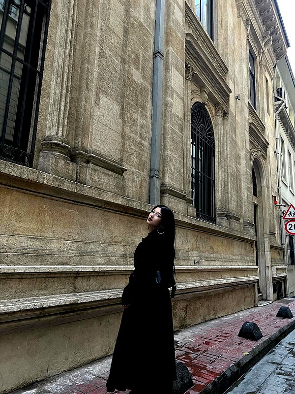 madamist_ instagram image archive image