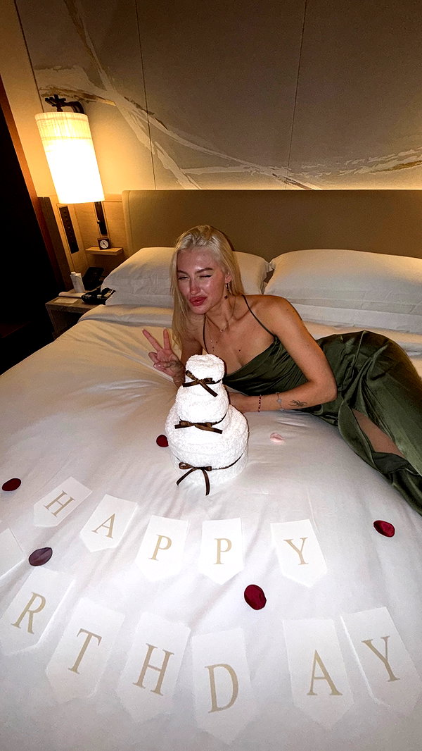 alexandramarianna instagram image archive image