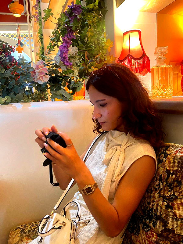 Archived image from @ilanakaver on Instagram
