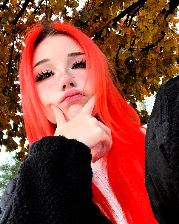 danielle.mercedie instagram image archive image
