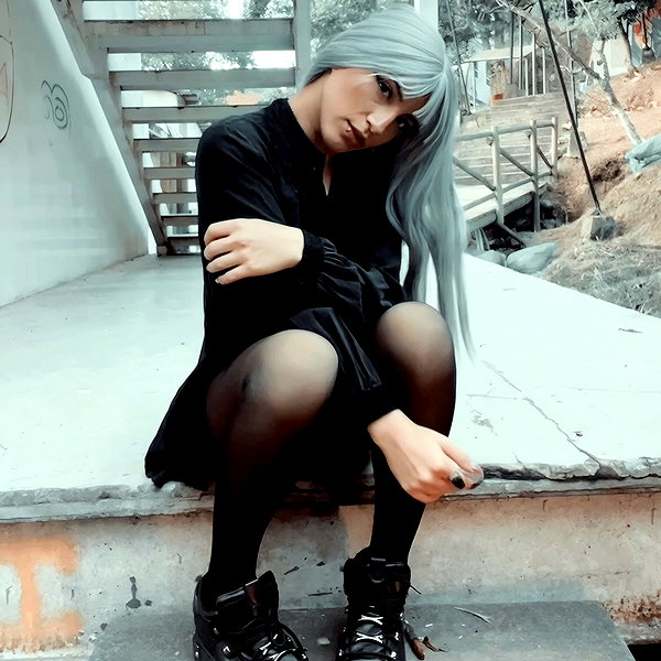 cyber_zoe_ instagram image archive image