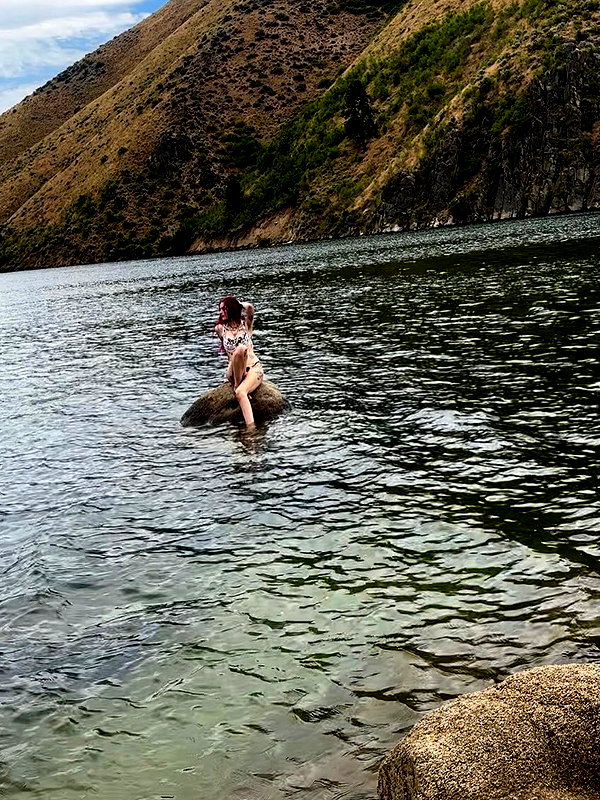 animechika_ instagram image archive image