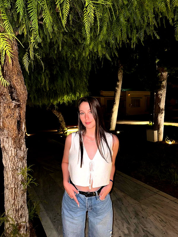elika_shev instagram image archive image