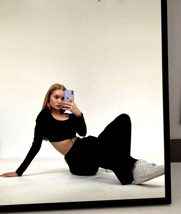 veroni22ka instagram image archive image