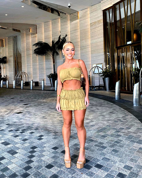 allieauton instagram image archive image