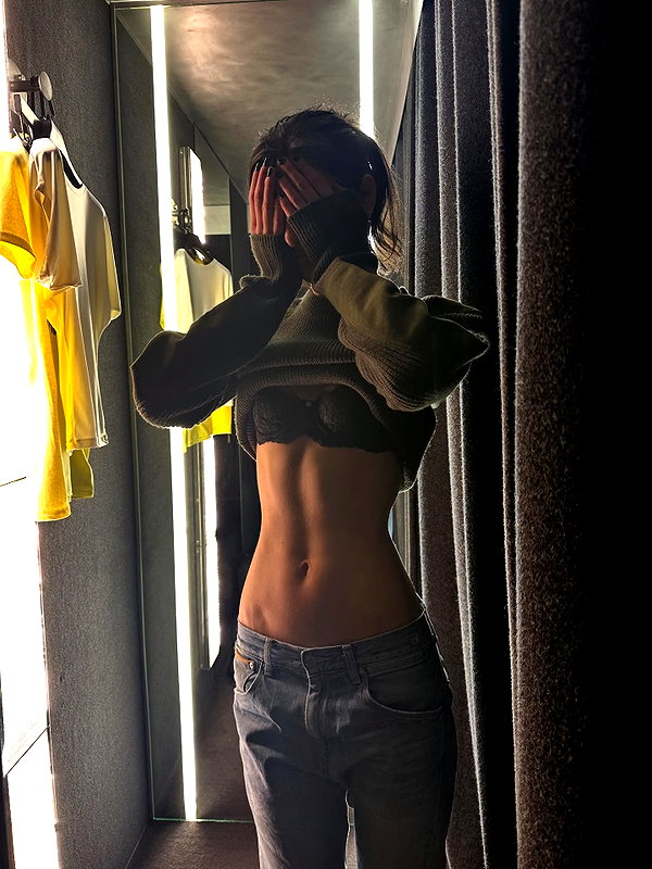 reneeebeller instagram image archive image