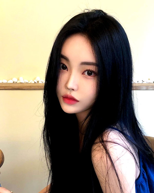 daxbin instagram image archive image