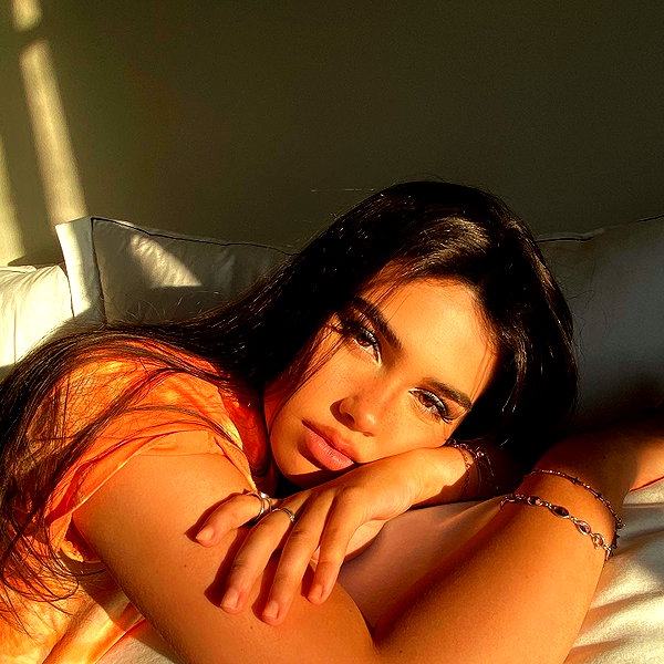 leahhalton instagram image archive image