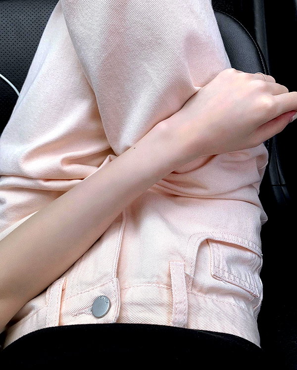 daxbin instagram image archive image