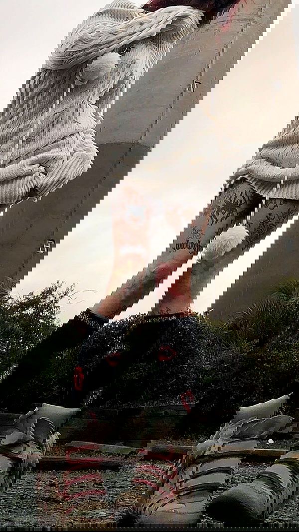 zommmbri zommmbri archive image