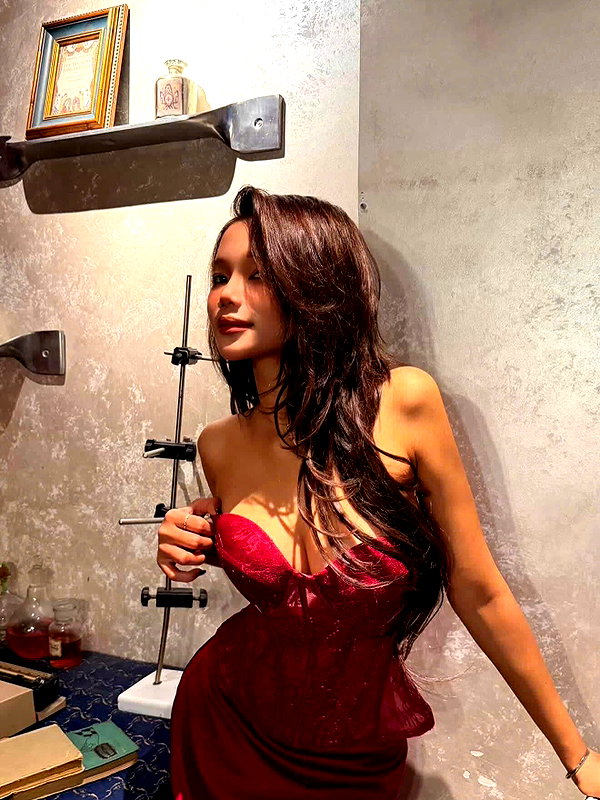 lyhythuedoxinh instagram image archive image