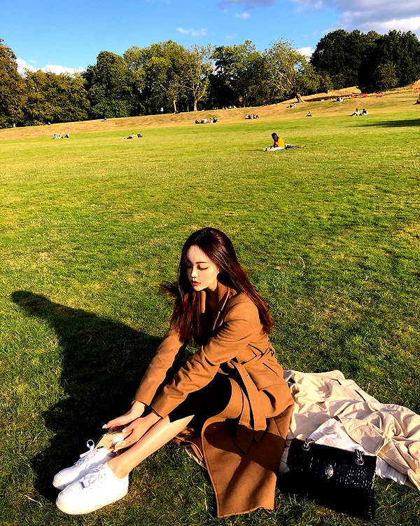 daxbin instagram image archive image