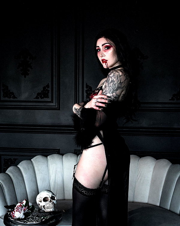 luxlo.xo instagram image archive image