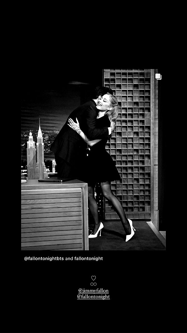 arianagrande instagram image archive image