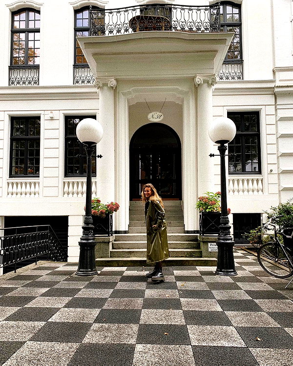 pia__kim instagram image archive image