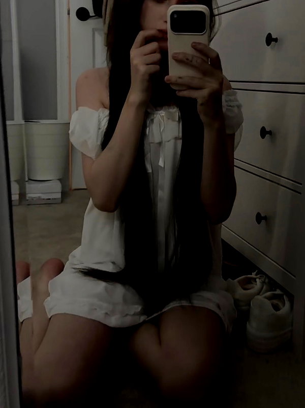 emeurie instagram image archive image