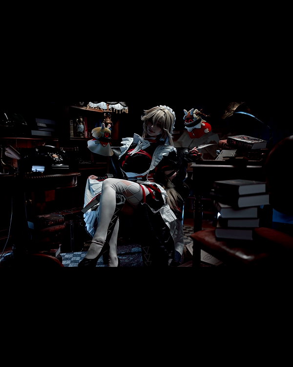 xier_cos instagram image archive image