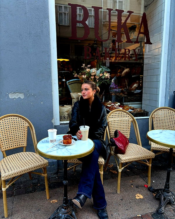 isabella.lauren instagram image archive image