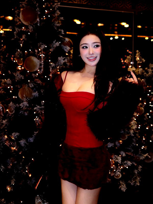 lyhythuedoxinh instagram image archive image