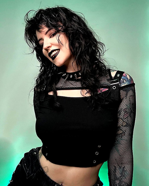 bakabakafuwa instagram image archive image