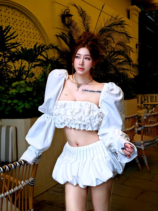 lyhythuedoxinh instagram image archive image