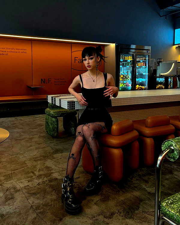 eva.mosevichhh instagram image archive image