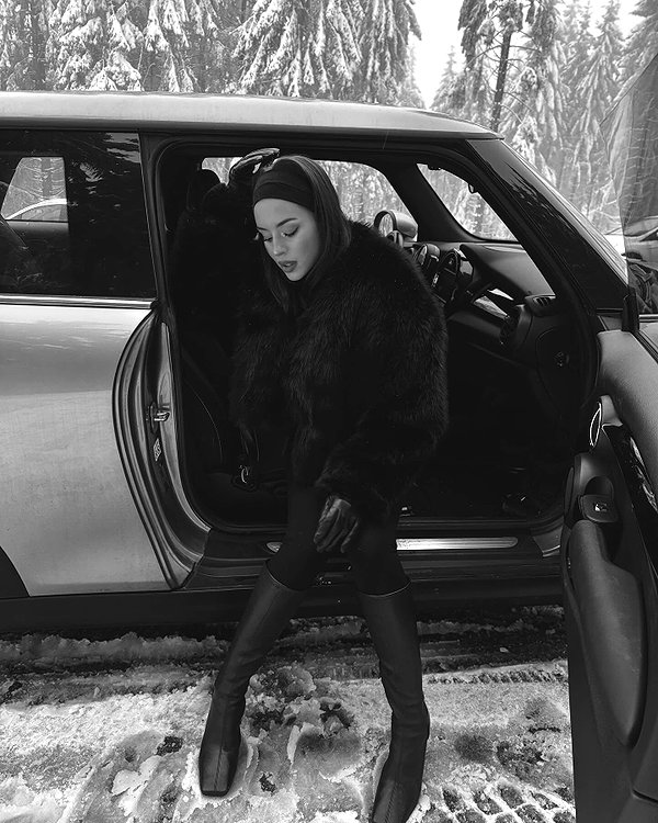 zoeliss instagram image archive image