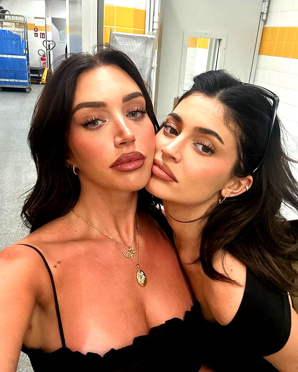 staskaranikolaou instagram image archive image