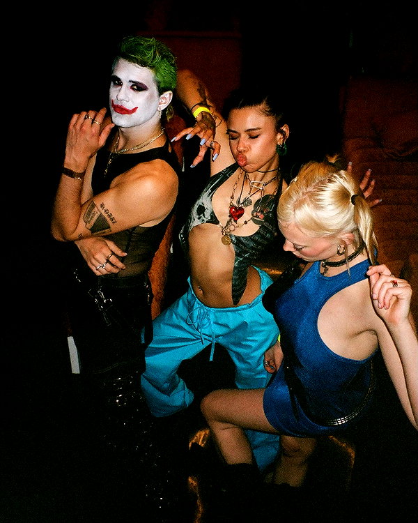 snitchery instagram image archive image