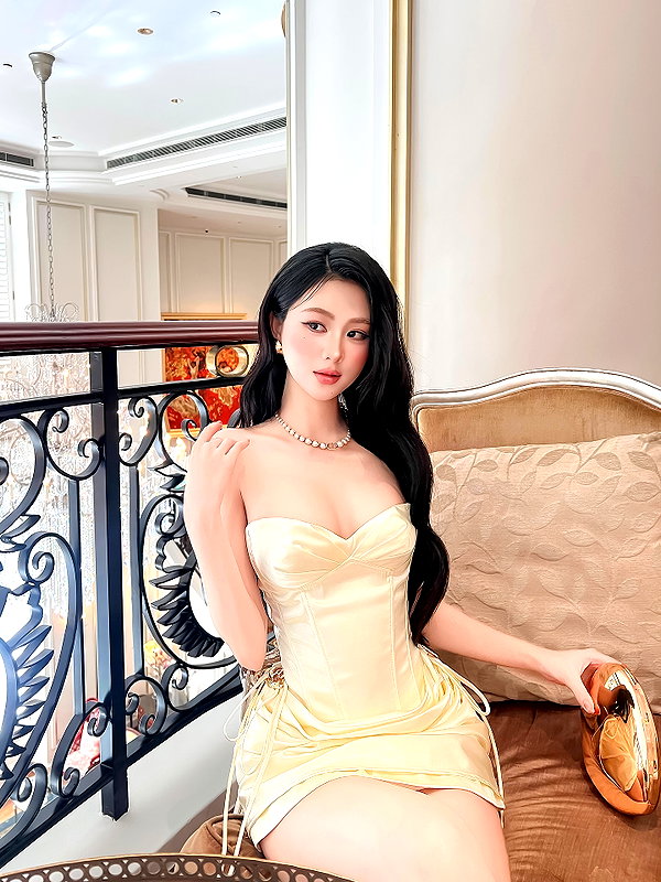 lyhythuedoxinh instagram image archive image