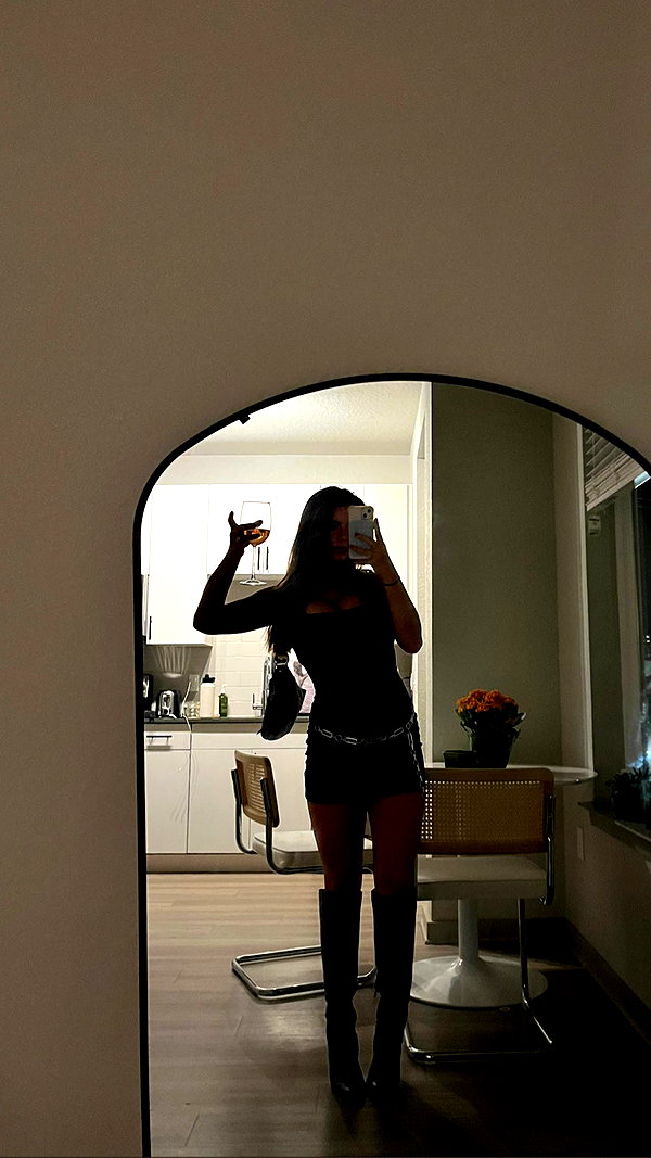 isabella.lauren instagram image archive image