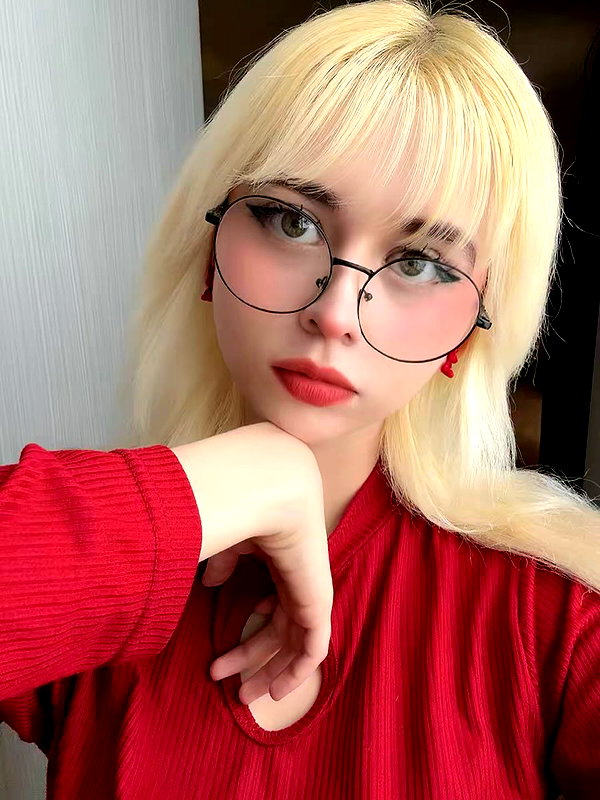luly1980s instagram image archive image