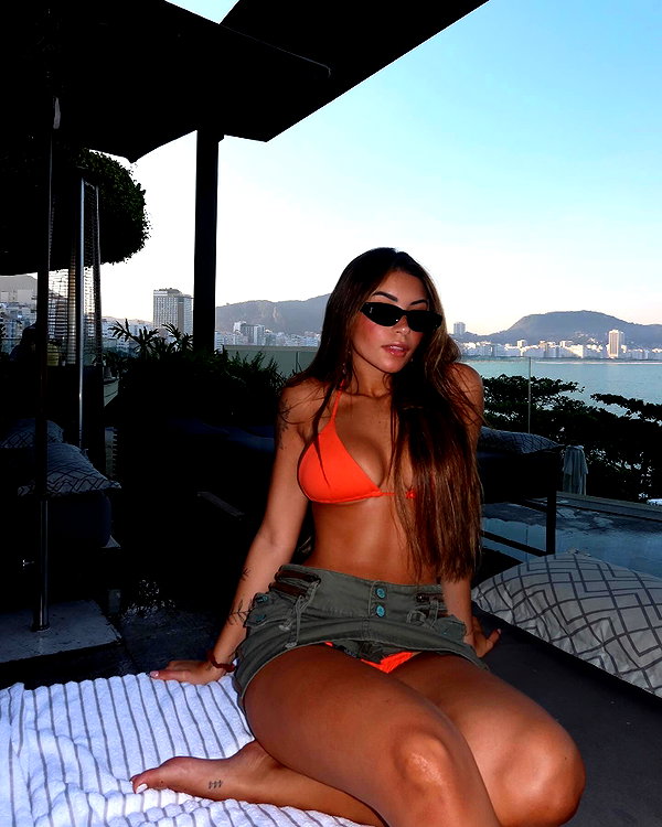 gabimfmoura instagram image archive image