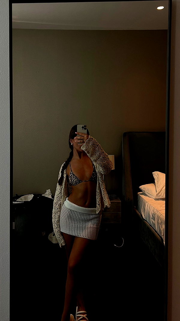 daniella_zeldis instagram image archive image
