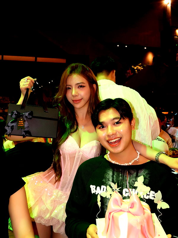 lyhythuedoxinh instagram image archive image