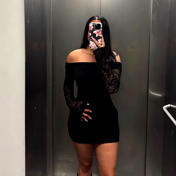 lia.lindner instagram image archive image