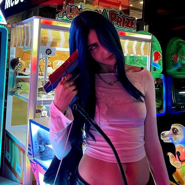 ayash.hila instagram image archive image