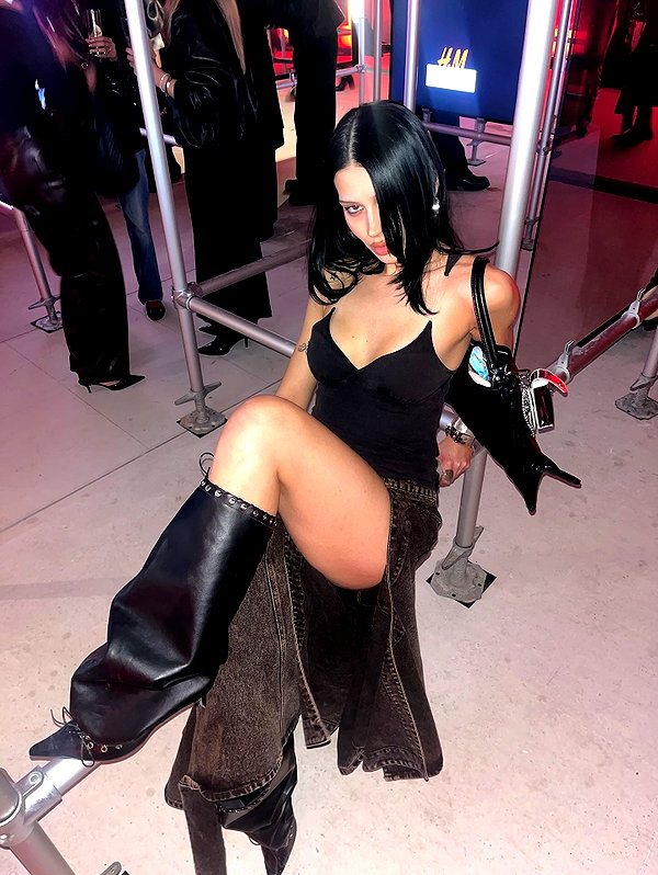 karolinaawasik instagram image archive image