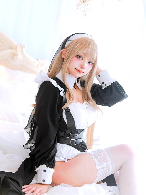 purinn_cos instagram image archive image