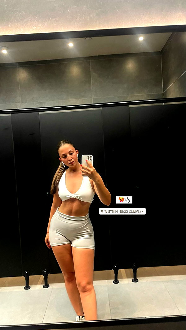 viki_dominev instagram image archive image