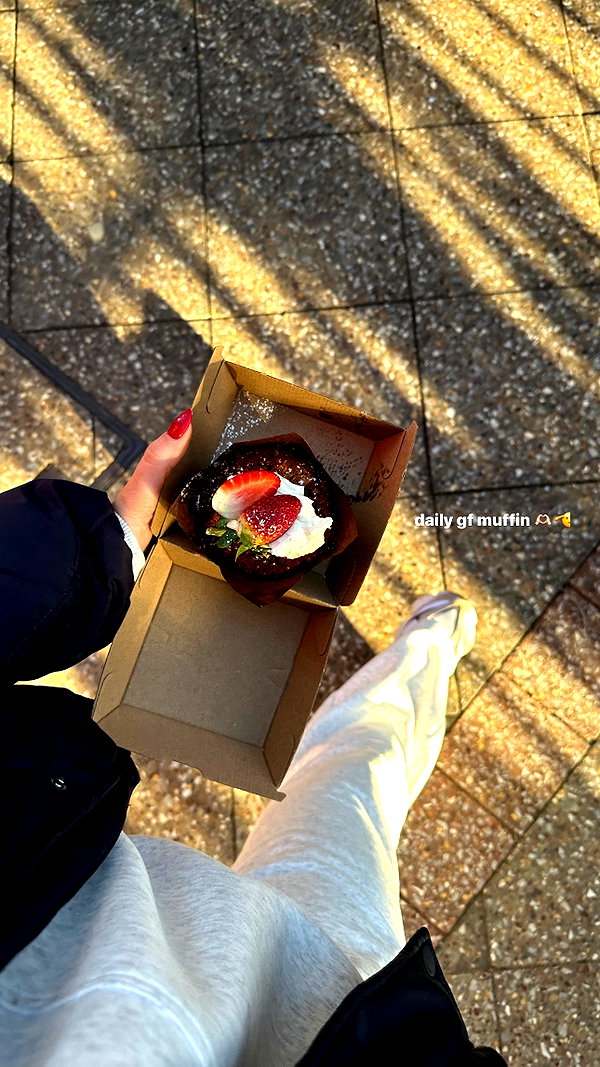 sophadophaa_ instagram image archive image