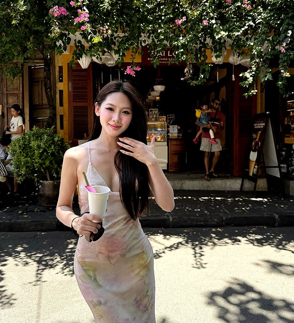 lyhythuedoxinh instagram image archive image