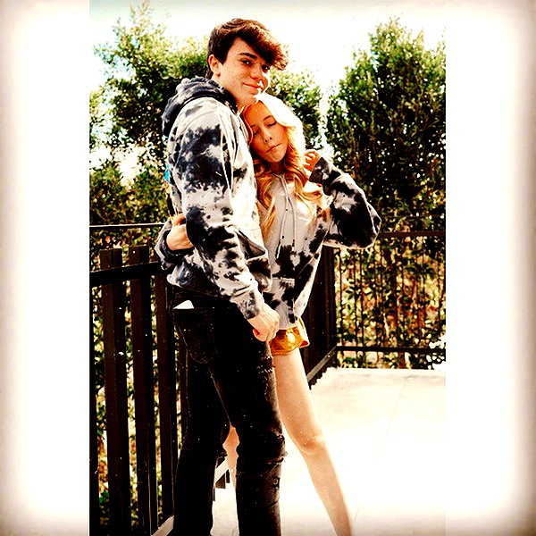 ellianawalmsley instagram image archive image