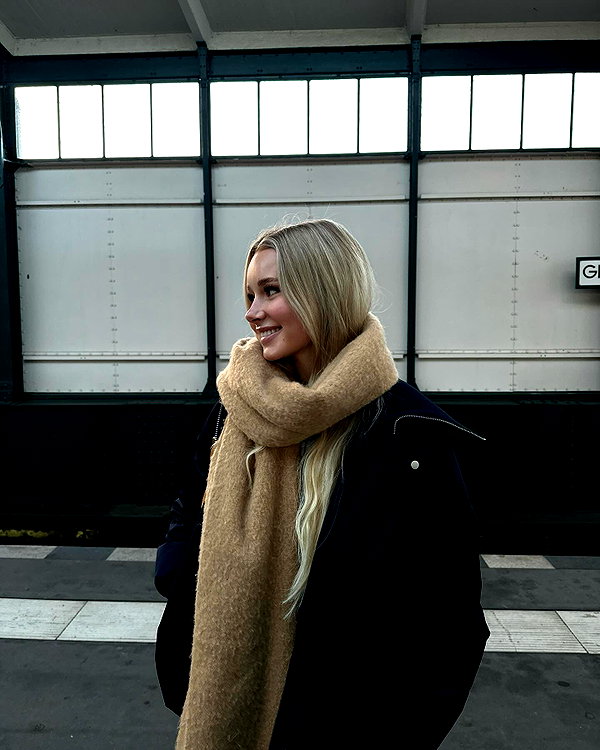 lilih instagram image archive image