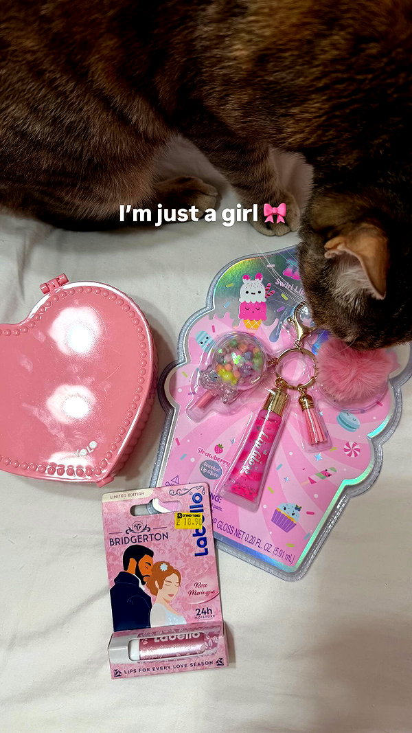 Archived image from @notchicore on Instagram