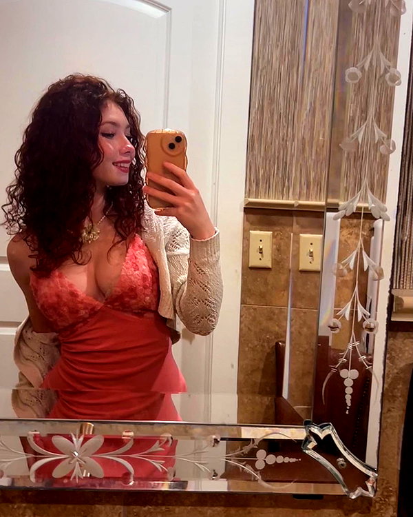 livia._.paige instagram image archive image