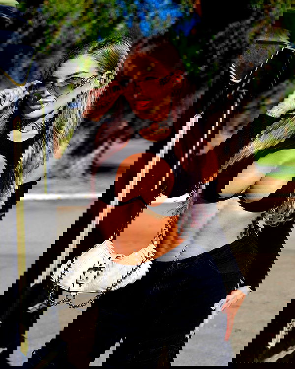 itshayleydavies itshayleydavies archive image