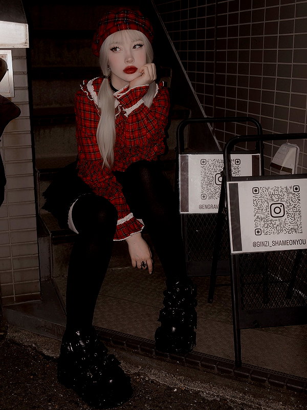 alina_thedoll instagram image archive image