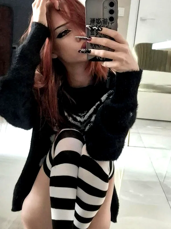 lillo.lik instagram image archive image