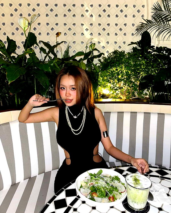 lyhythuedoxinh instagram image archive image